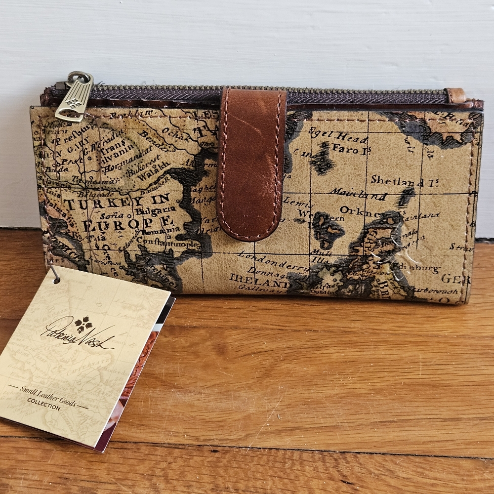Patricia Nash Nazari Wallet